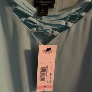 Worthington 3X flowy tank top